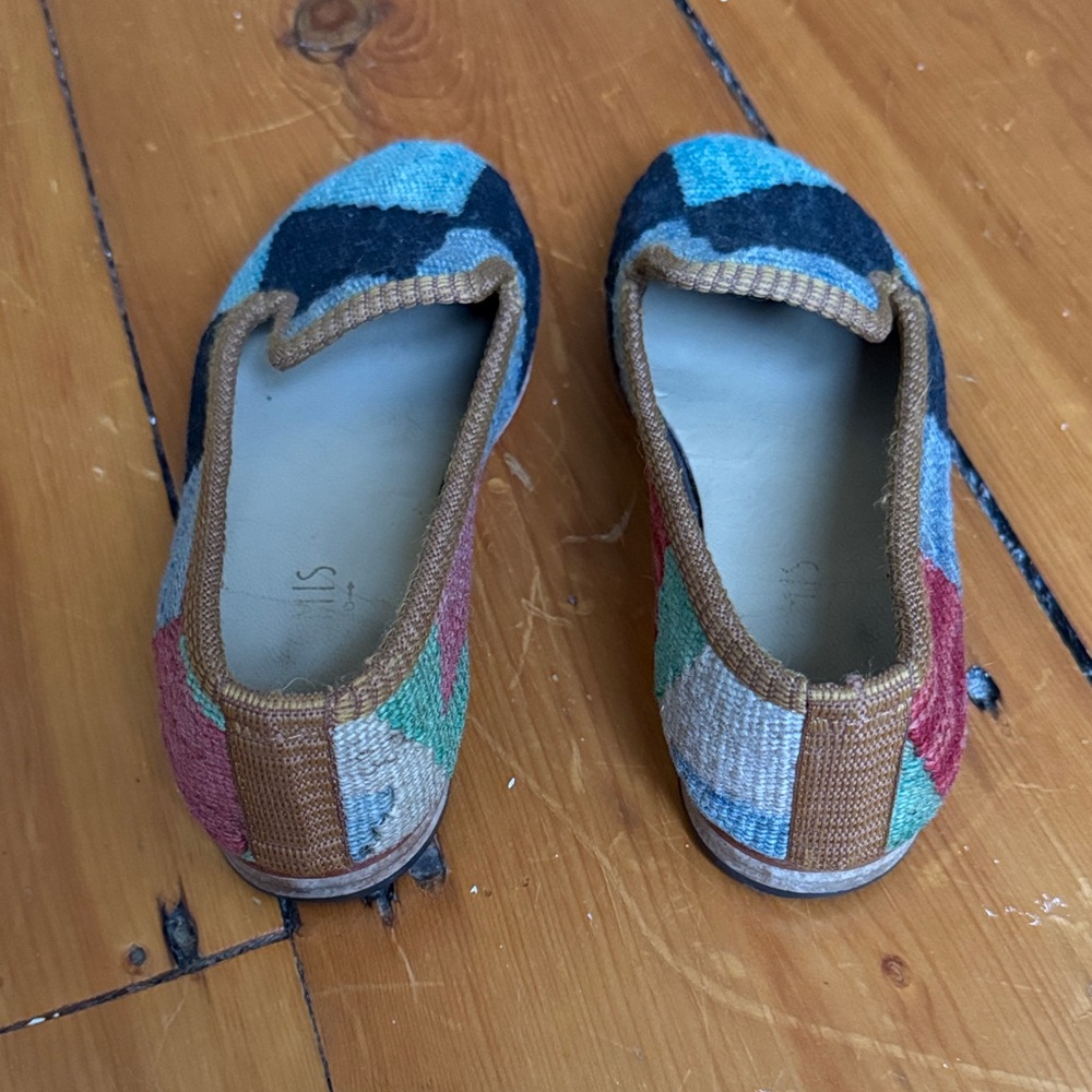 Artemis Design Co. Multicolor Loafers - Picture 9 of 14